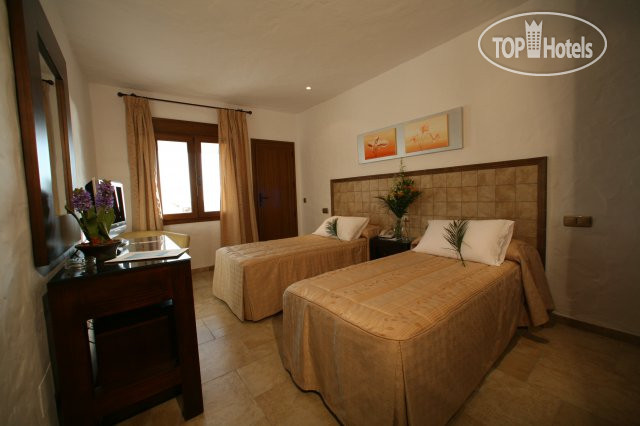 New photos from tourists Antonio 2*