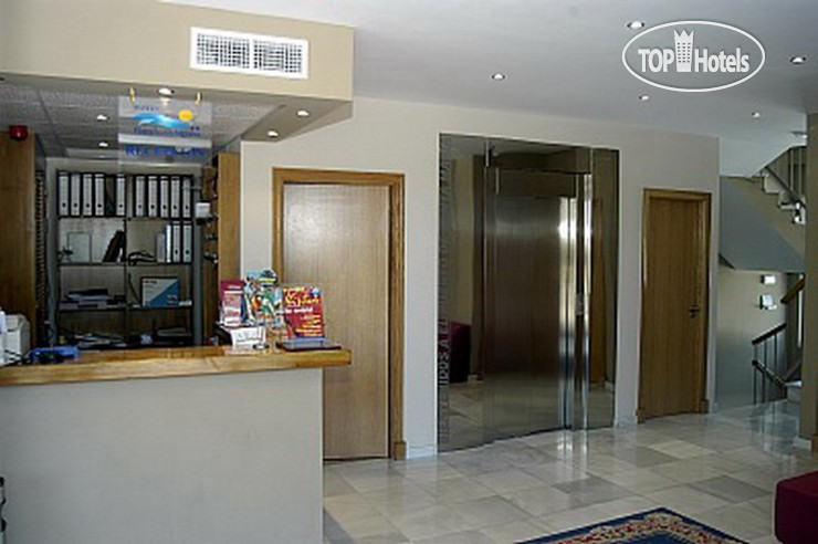 Playa de Valdelagrana Hotel