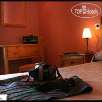 Nuria Hostal