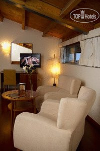 Hotel photo Hospederia Puente de Alconetar 4*