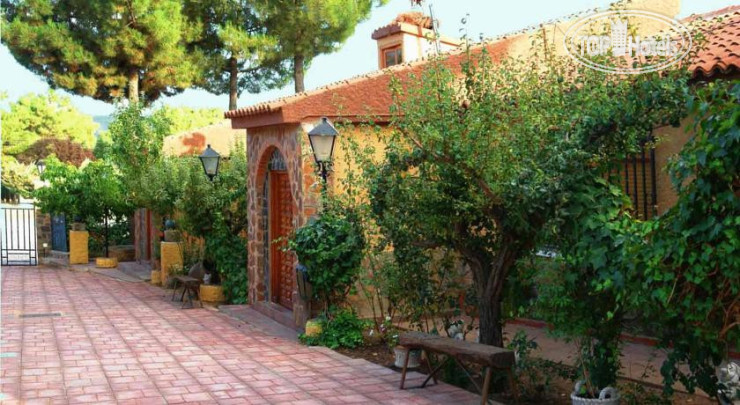 Hotel photo La Villa Don Quijote 2*