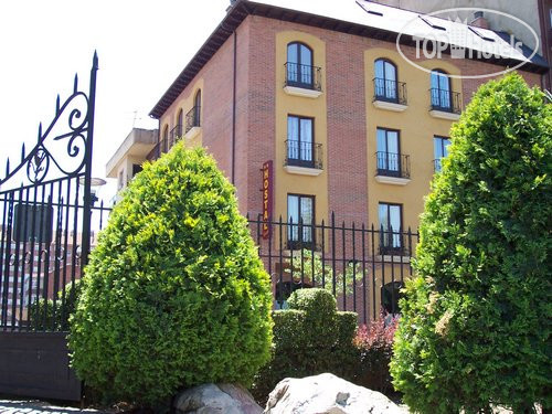 Hotelier's photos Quevedo Hostal 2*