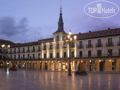 New photos from tourists NH Collection Leon Plaza Mayor 4*
