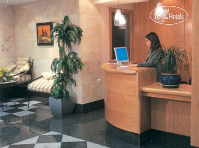 Hotel photo Torre del Clavero 3*