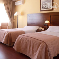 Tryp Segovia Los Angeles Nayade
