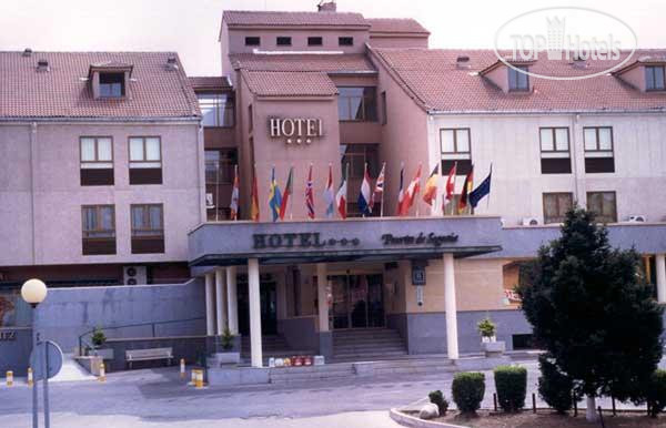 Hotel photo Puerta de Segovia 4*