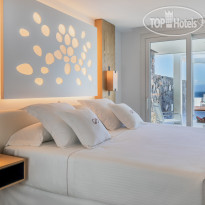 Royal Hideaway Corales Suites 