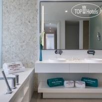 Royal Hideaway Corales Suites 