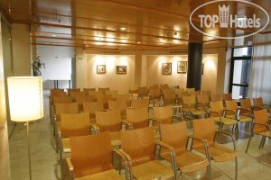 Hotelier's photos Escuela Santa Cruz 4*