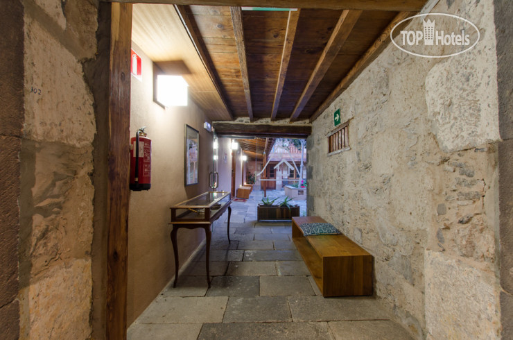 Hotel photo Rural El Mondalon Hotel 4*