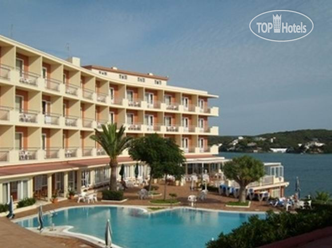 New photos from tourists Rey Carlos III 4*