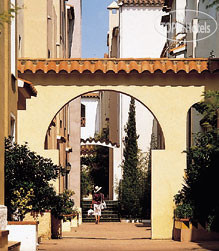 New photos from tourists Comte d'Empuries 3*