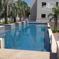 CALMA Holiday Villas Большой  20 метровый бассейн и