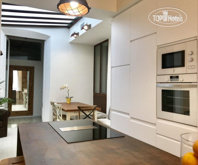 New photos from tourists USC Girona Carrer Mercaders 