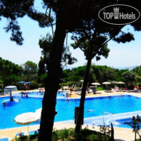 ParkHotel Ciutat de Palol Панорамный вид на бассейн с те