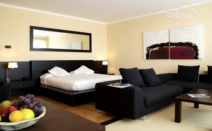 New photos from tourists Can Xiquet 4*