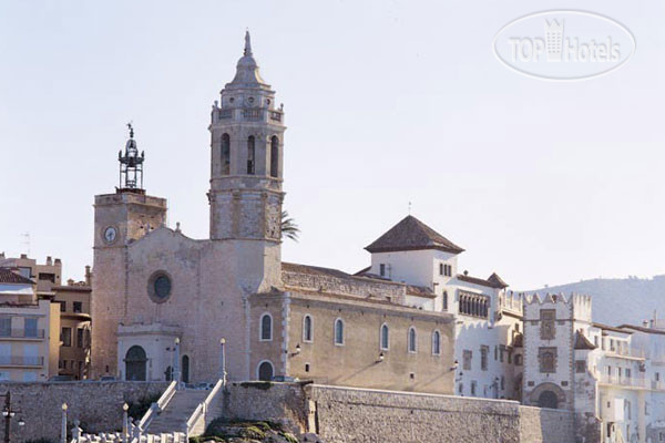 New photos from tourists URH Sitges Playa 4*