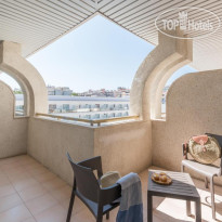 Salou Beach by Pierre & Vacances