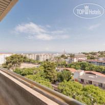 Salou Beach by Pierre & Vacances