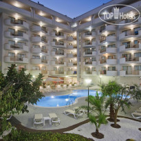 Salou Beach by Pierre & Vacances