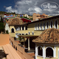 Pueblo Acantilado Suites 