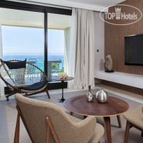 The Oasis by Don Carlos Resort