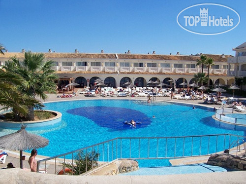 Hotel photo Blau Punta Reina Resort 4*