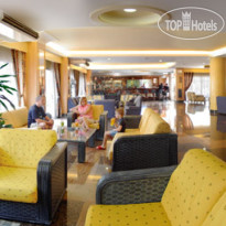 Hm Ayron Park Бар