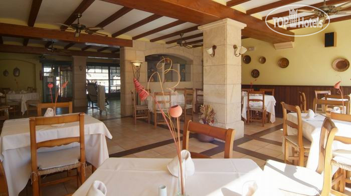 New photos from tourists Pinos Playa Hotel 2*