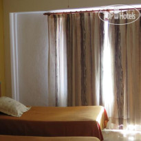 Arenal Pins Hostal