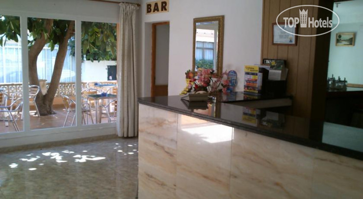 Hotel photo Bari 2*