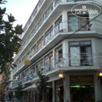 Llevant Apartments Отель