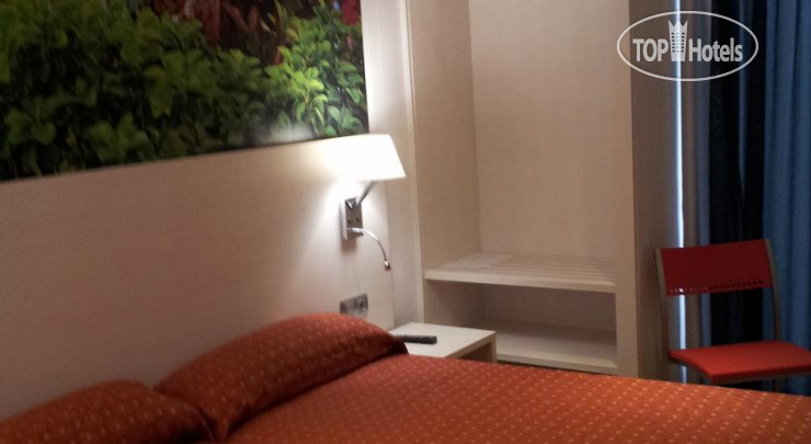 Hotel photo Transit Hotel 1*