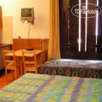 Studios Pelayo Guest House 