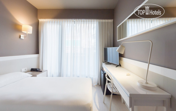 Hotel photo Paral.Lel 2*