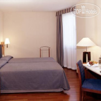 Ginosi Pedralbes Hotel