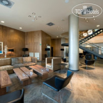 Hotel Badalona Tower  Лобби