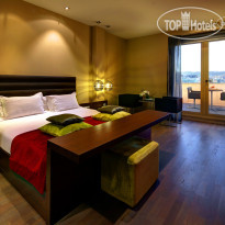 Olivia Plaza Hotel