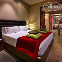 Olivia Plaza Hotel