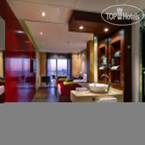 Olivia Plaza Hotel