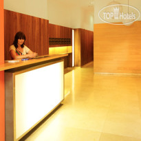 Barcelona Suites Apartments 