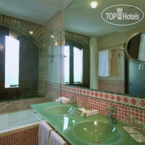 Hotel Palacio de Santa Paula, Autograph Collection 