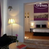 Los Seises by Fontecruz 