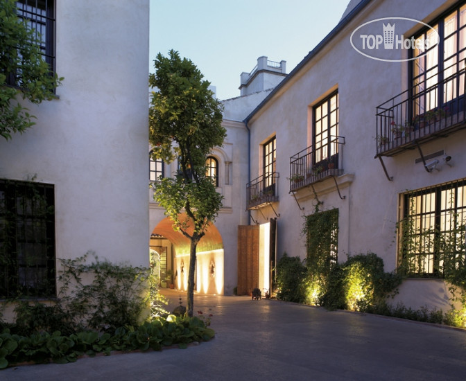 Hotel photo Hospes Palacio del Bailio 5*