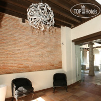Evenia Alcala Boutique