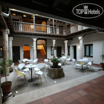 Evenia Alcala Boutique