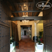 Evenia Alcala Boutique