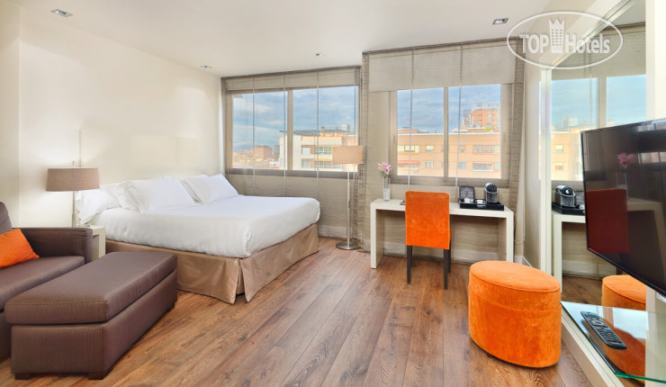 New photos from tourists H10 Tribeca 4*