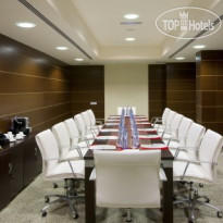 Crowne Plaza Madrid Airport 