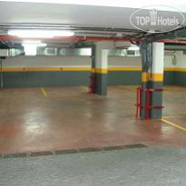 Barajas Plaza